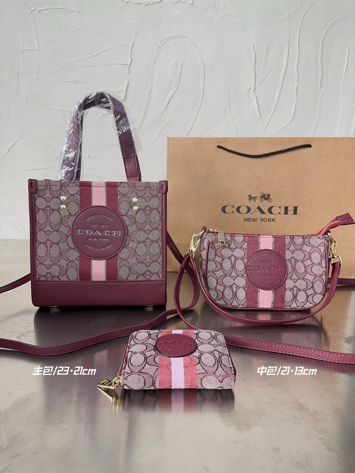 今日特価】グッチのハンドバッグ、財布、ショートウォレット