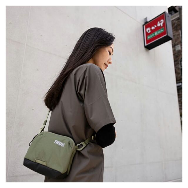 斜めがけバッグ