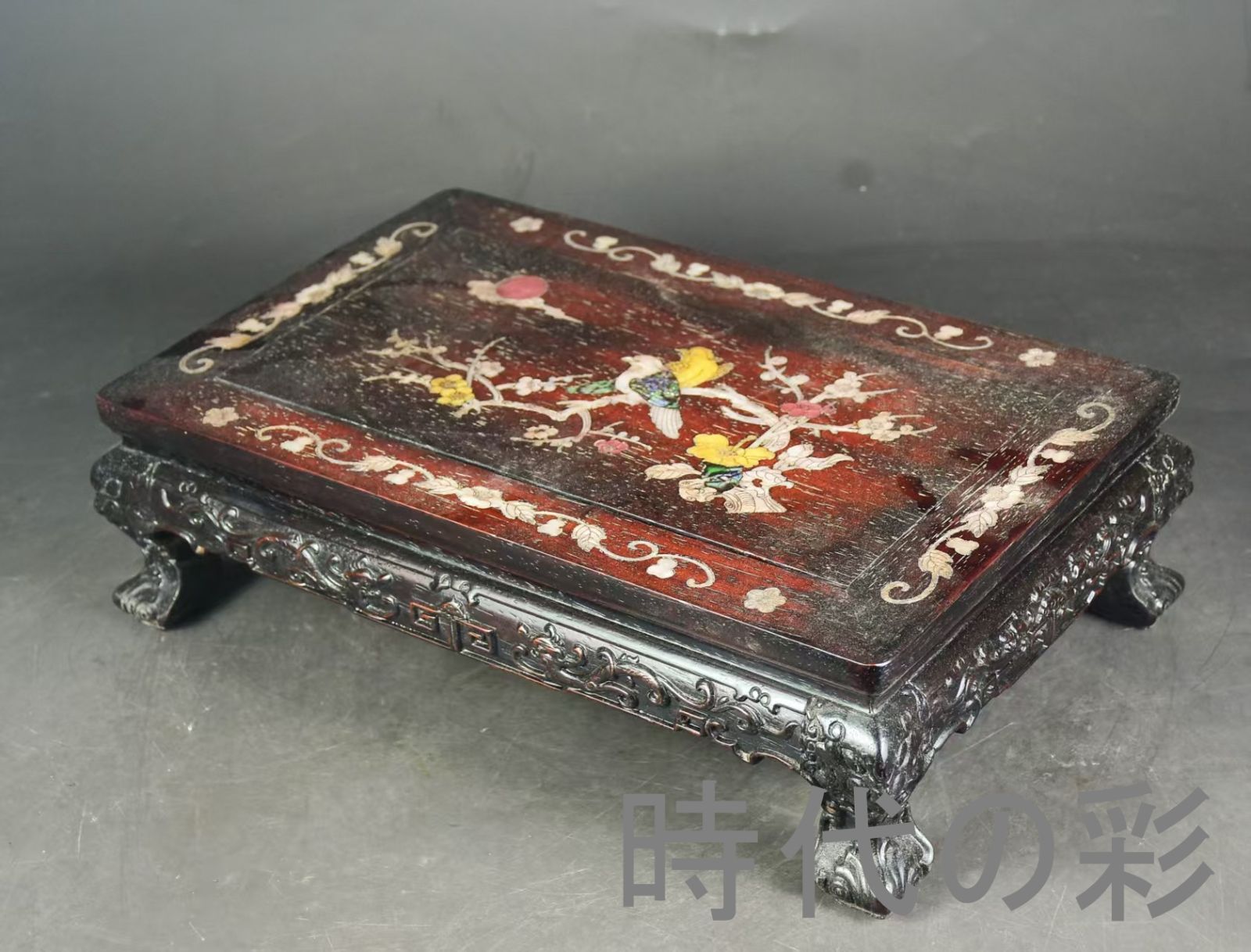 中国古美術 旧家蔵出 紫檀木 彫刻 貝殻象嵌 茶卓 茶机 喜鵲登梅 手作り 細密彫 木製工芸品 文房置物 唐物 古玩 古民具 古置物 東洋彫刻 清時代 R07100621