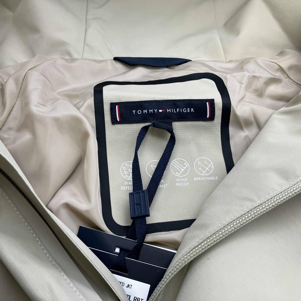 TOMMY HILFIGER TECH HOODED JACKET トミーヒルフィガー テック 
