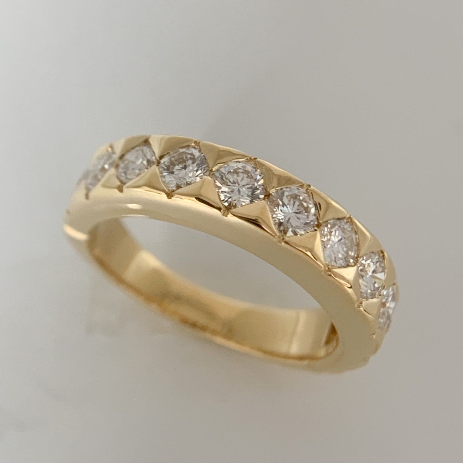 希少　ヴィンテージ Boucheron 750 ダイヤモンドリング 希少 ヴィンテージ Boucheron 750 ダイヤモンドリング 希少