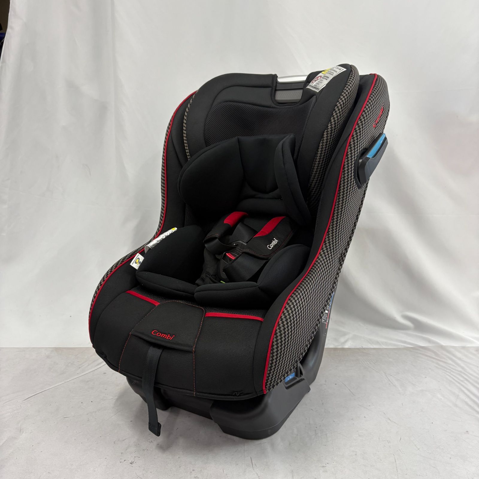 新生児ok！ combi コンビ チャイルドシート マルゴット 良品Combi