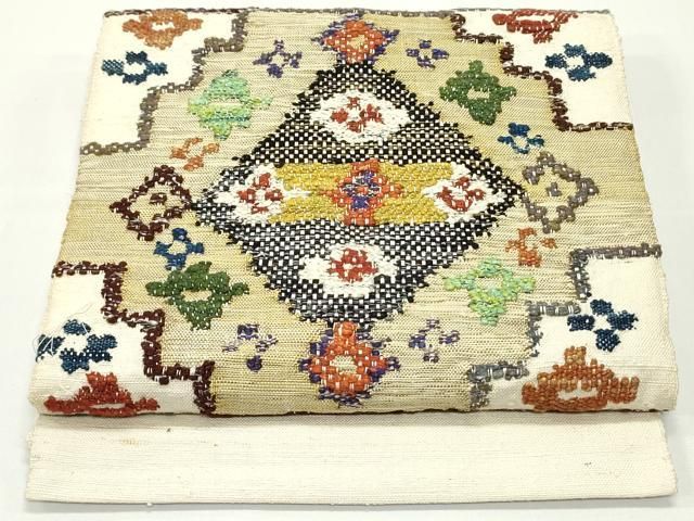 平和屋着物○八寸名古屋帯 紬地 総刺繍 幾何学花菱文 正絹 逸品