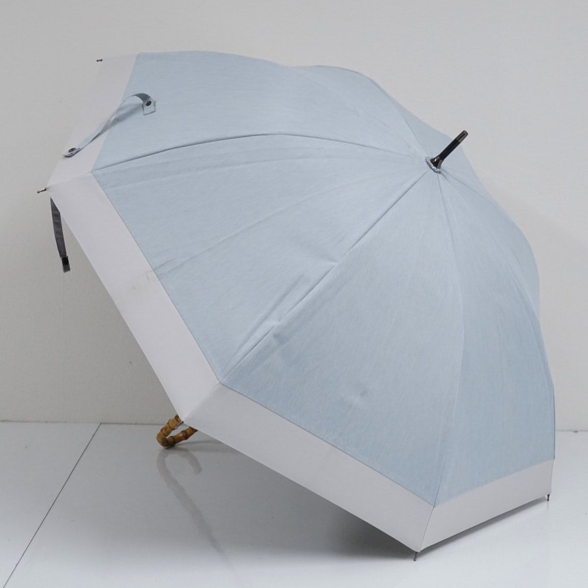 日傘 サンバリア100 完全遮光日傘 USED品 Mサイズ ブルー コンビ