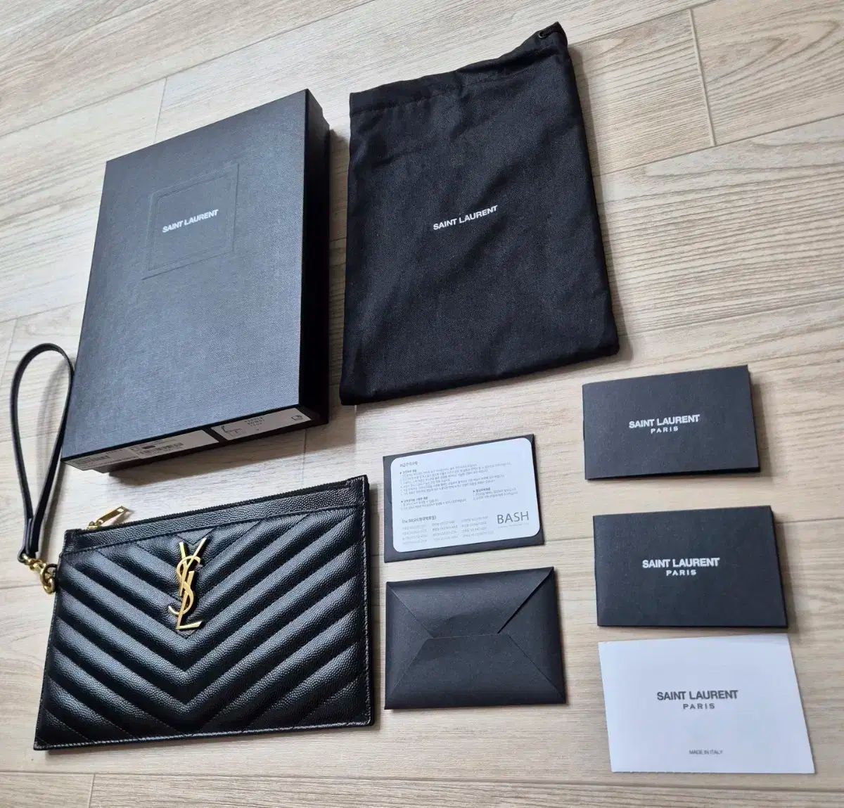 サンローラン クラッチバッグ ｜ 級