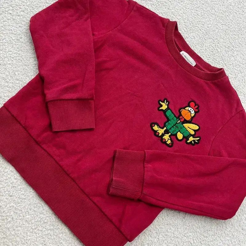 純正品/ 130 MONCLER(モンクレール) トゥイーン トレーナー