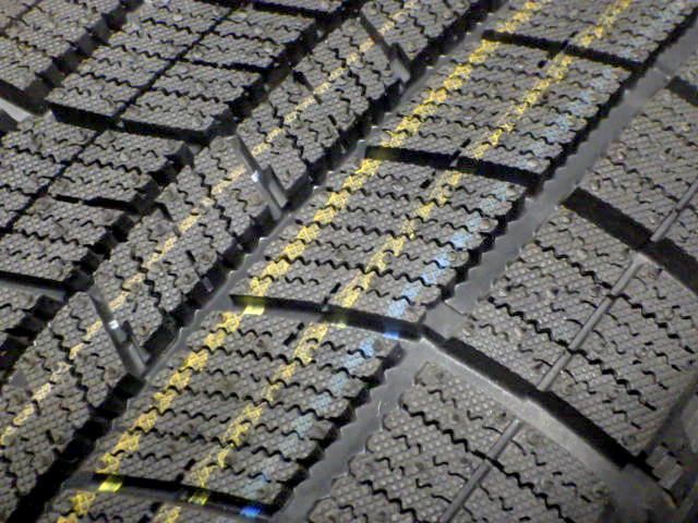 送料無料◆2025年製造 約9部山●