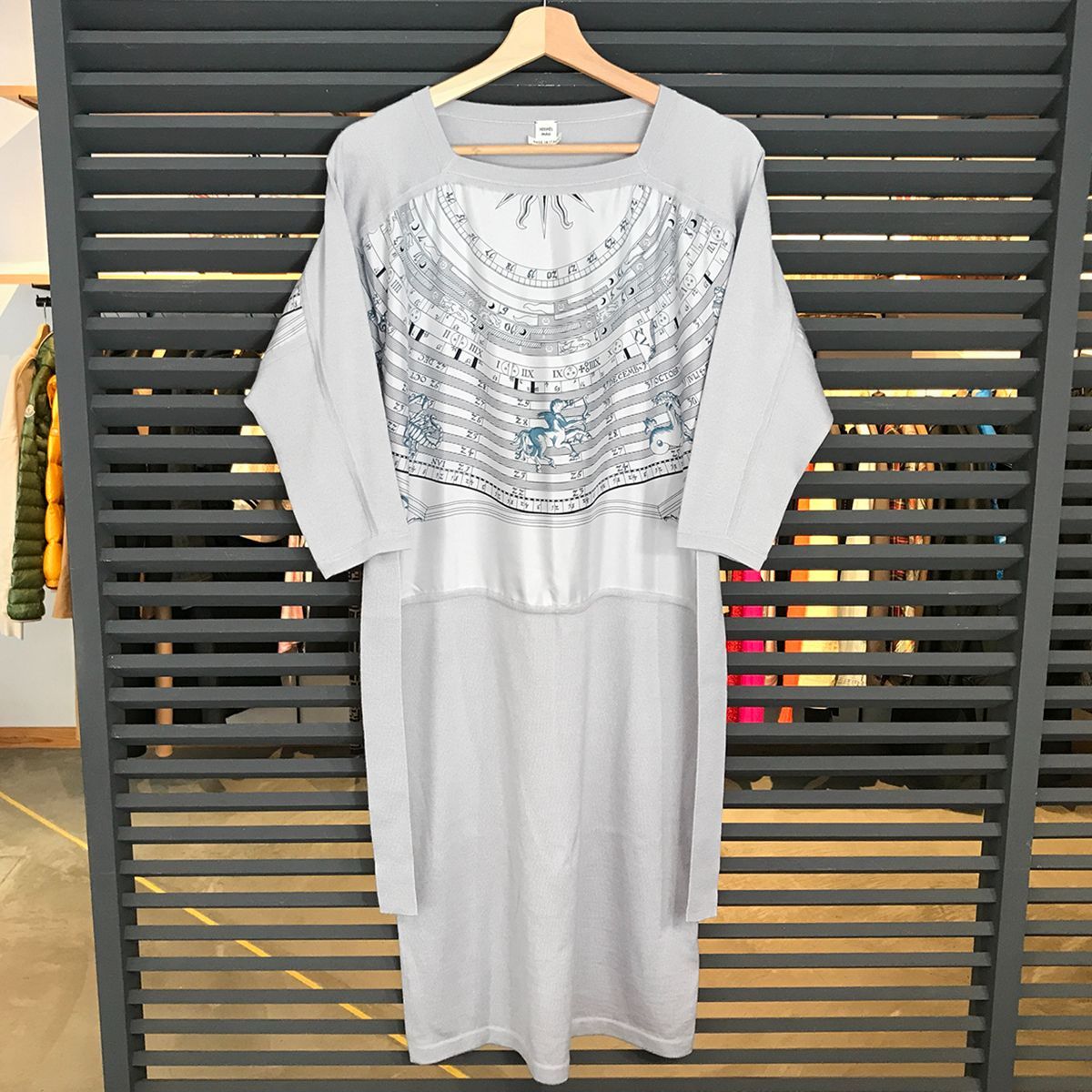 新品同様 エルメス 占星術 ホロスコープ カシミヤ シルク