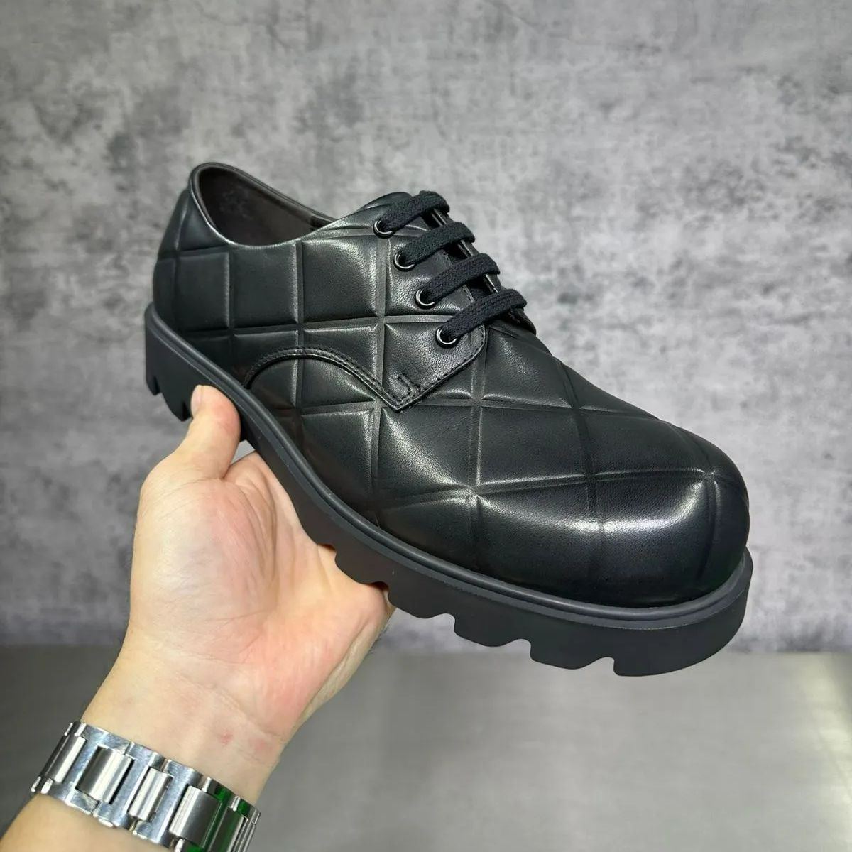 新品 ボッテガヴェネタ 靴 メンズ ビジネスシューズ プレーントゥ BOTTEGA VENETA