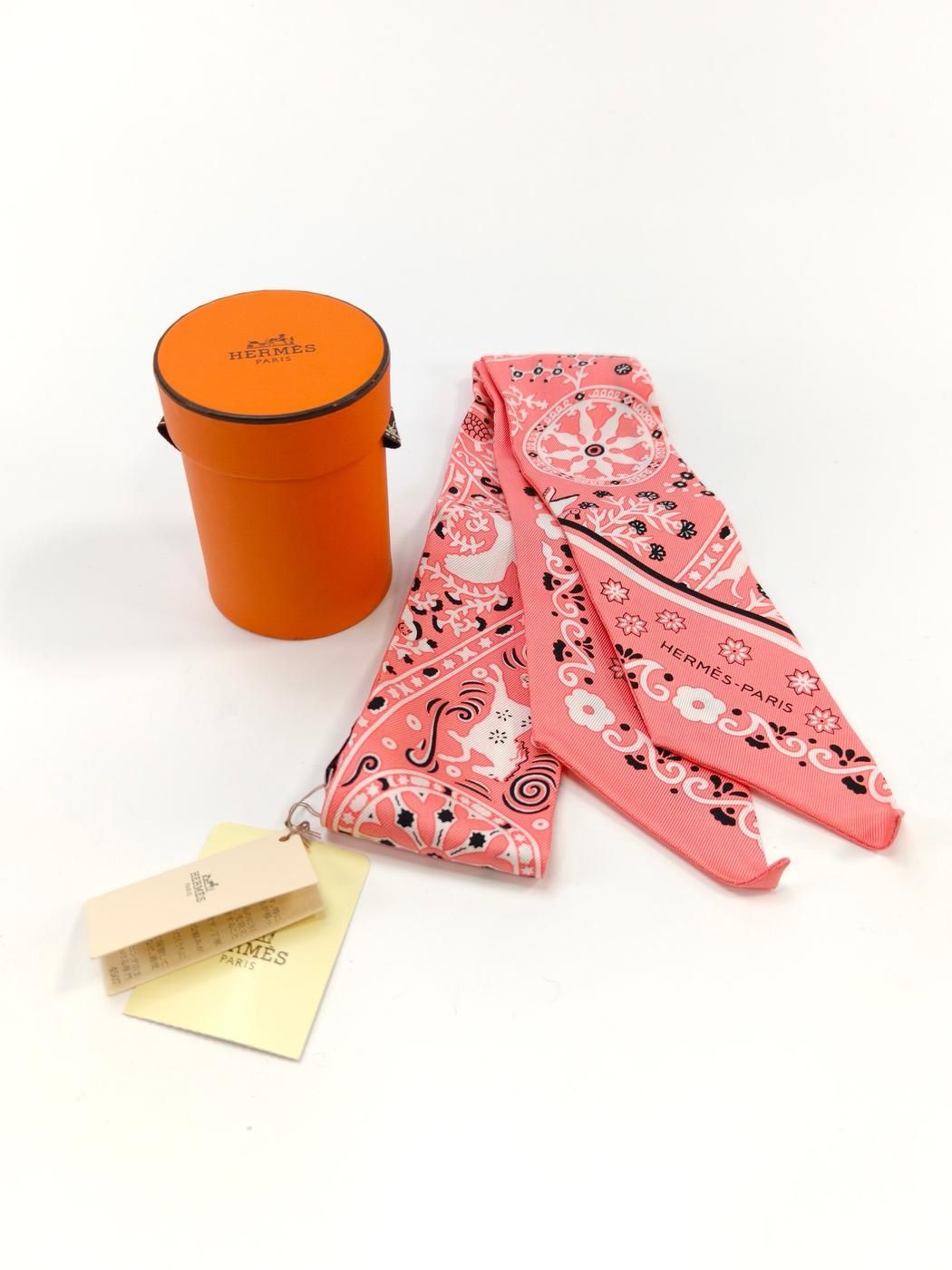 HERMES エルメス スカーフ ツイリー シルク ピンク PEUPLE DU