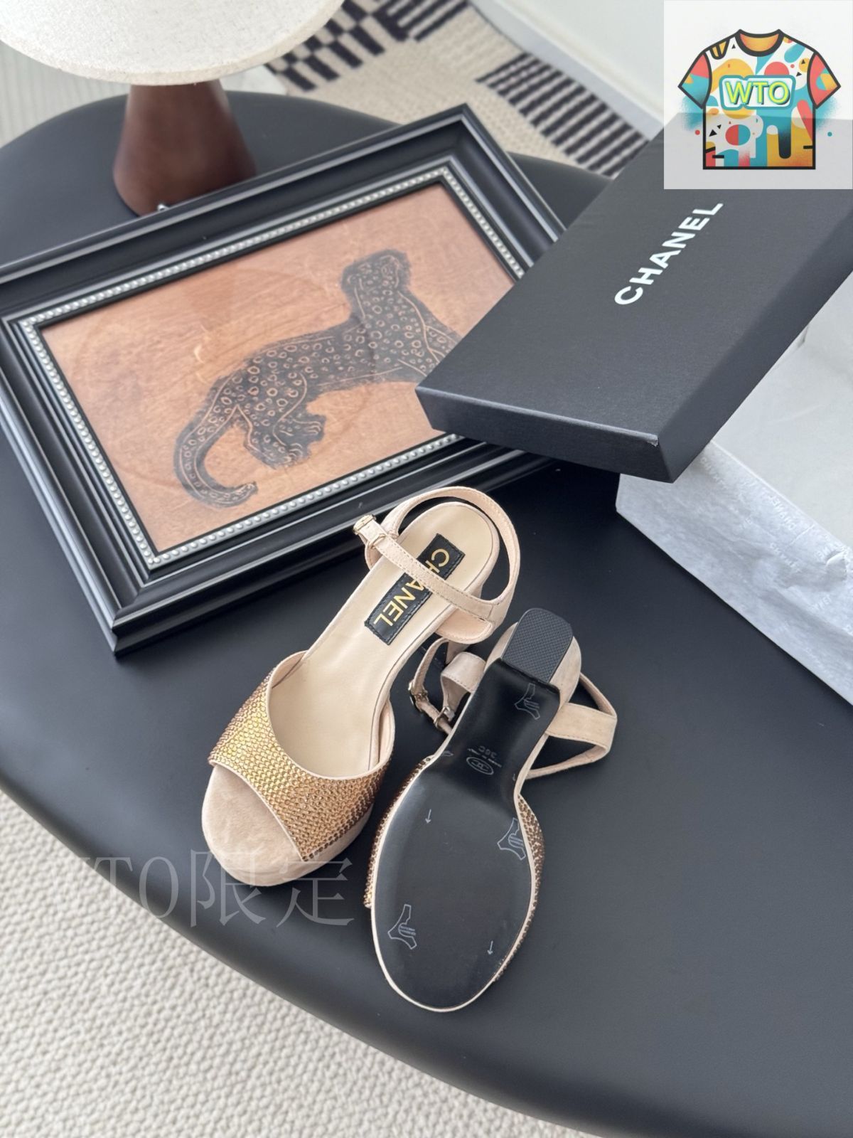 Chanel 25K 早春シリーズ プラットフォームスパンコールサンダル
