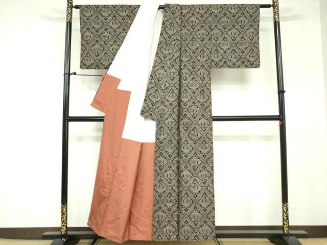 平和屋着物○本場大島紬 9マルキ 幾何学文様 正絹 逸品 DAAX1501op 平和屋