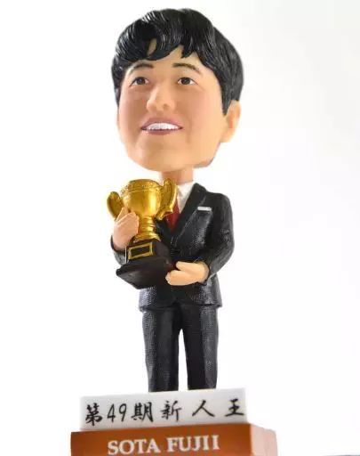 フィギュア　藤井聡太七段 ボブルヘッドドール 東京・関西将棋会館＆デジタルショップ限定 中古】フィギュア 藤井聡太七段 ボブルヘッドドール 東京・関西