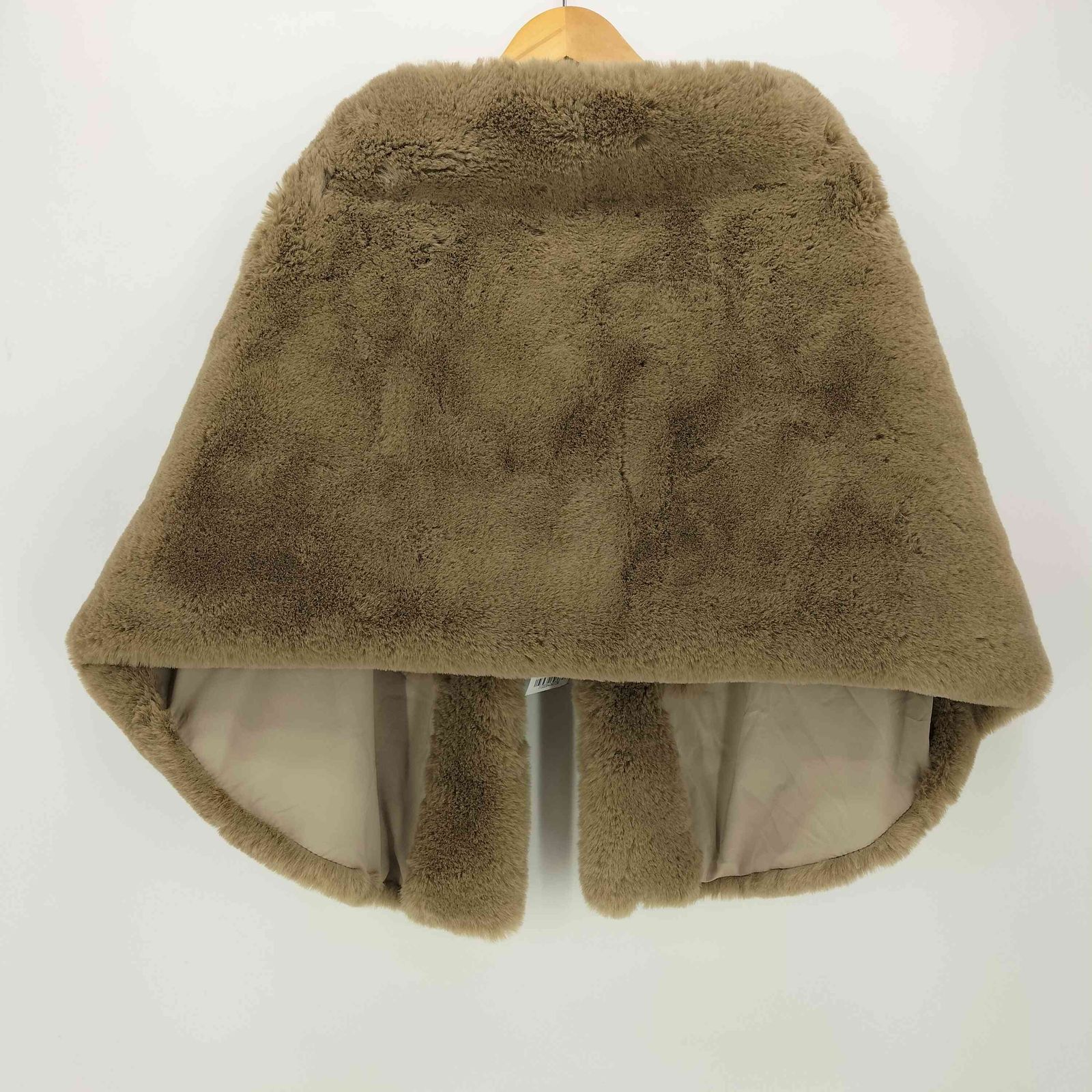 【新品】JENNE リッチボリュームファーケープ ベージュ　着物羽織り リッチボリュームファーケープ｜JENNE(ジェンヌ)公式通販：パリ