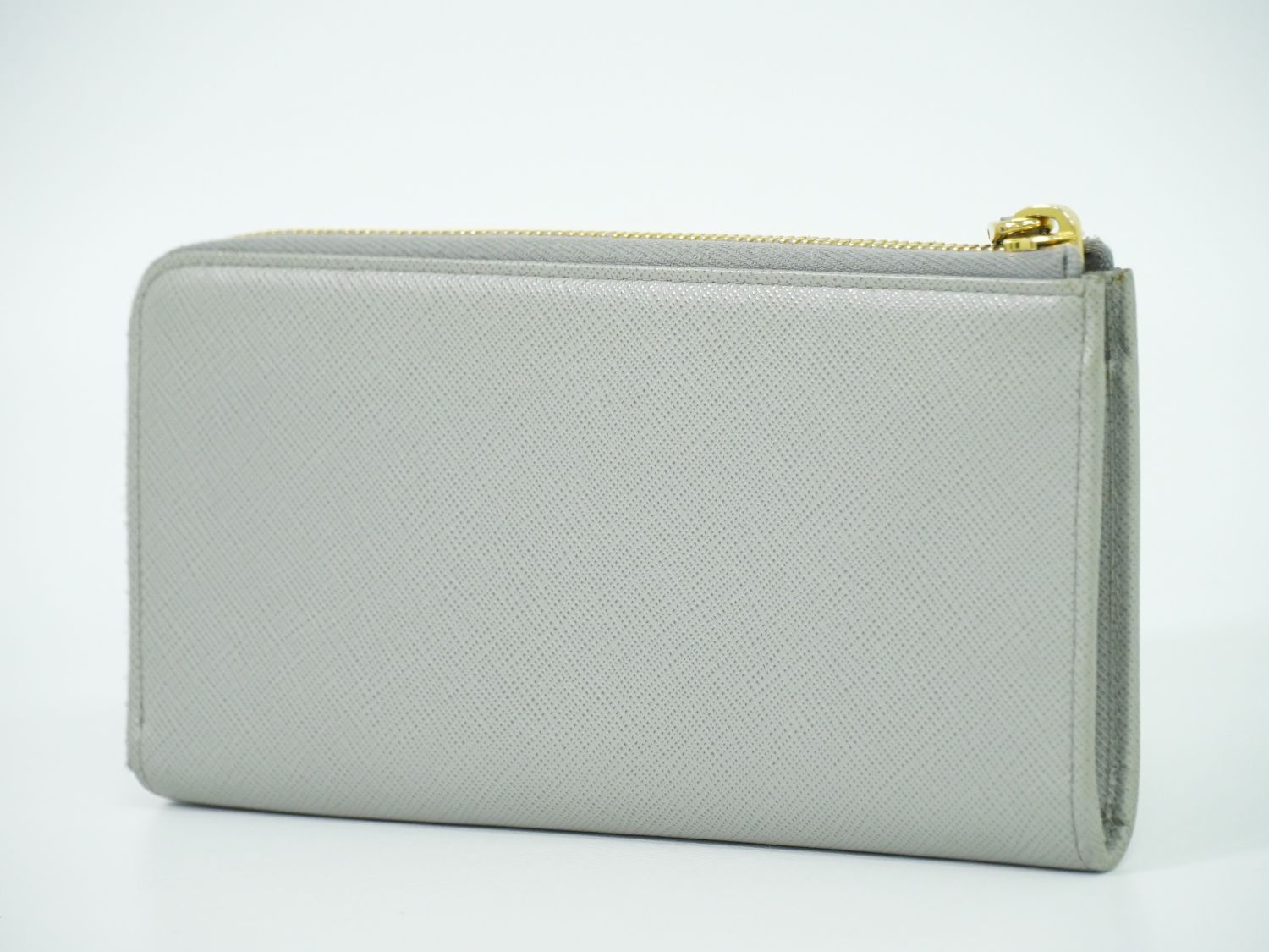 プラダ グレー 長財布の通販 PRADA プラダ グレー 長財布 ジップ