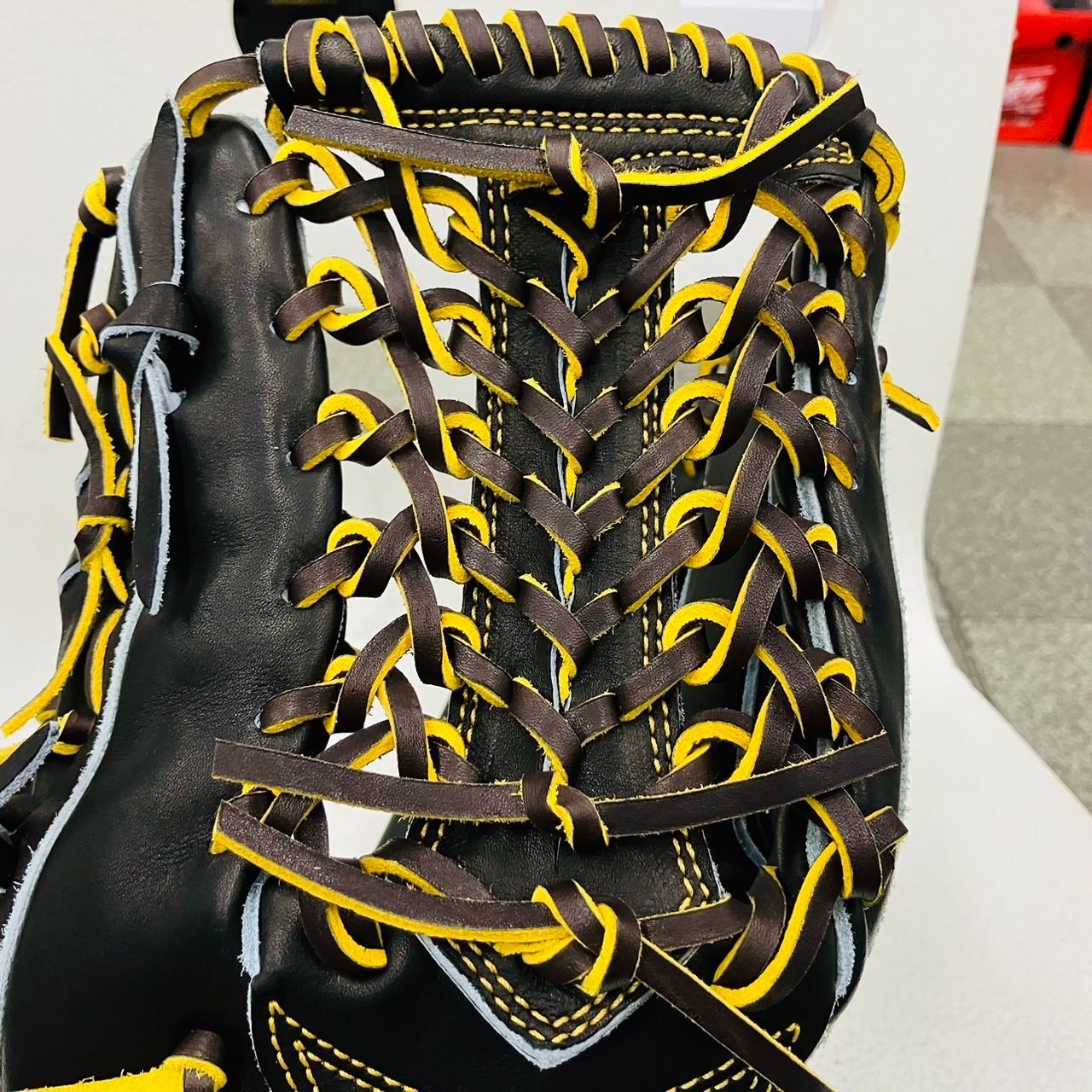 ローリングス Rawlings HOH GH3FHJH99 硬式用 外野手用 ブラック 日本製 柳田型 小指二本入れ可能 超軽いモデル 高校野球対応  10%OFF 左投用 - メルカリ