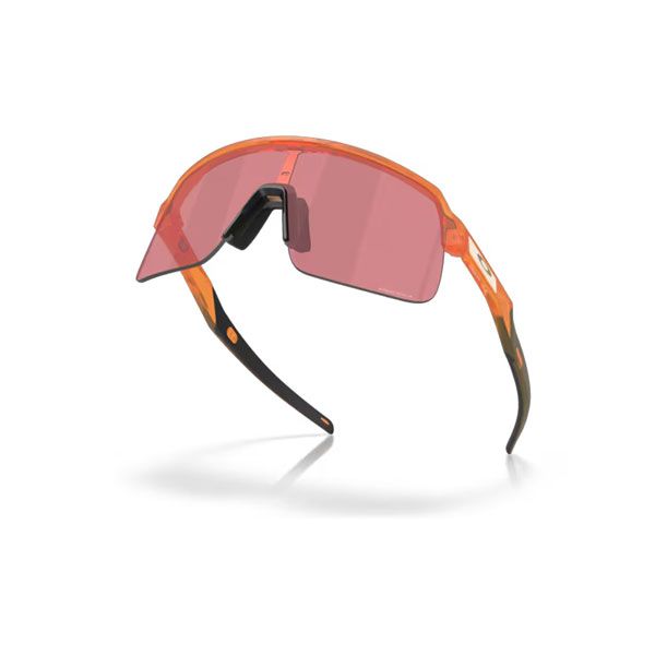 OAKLEY