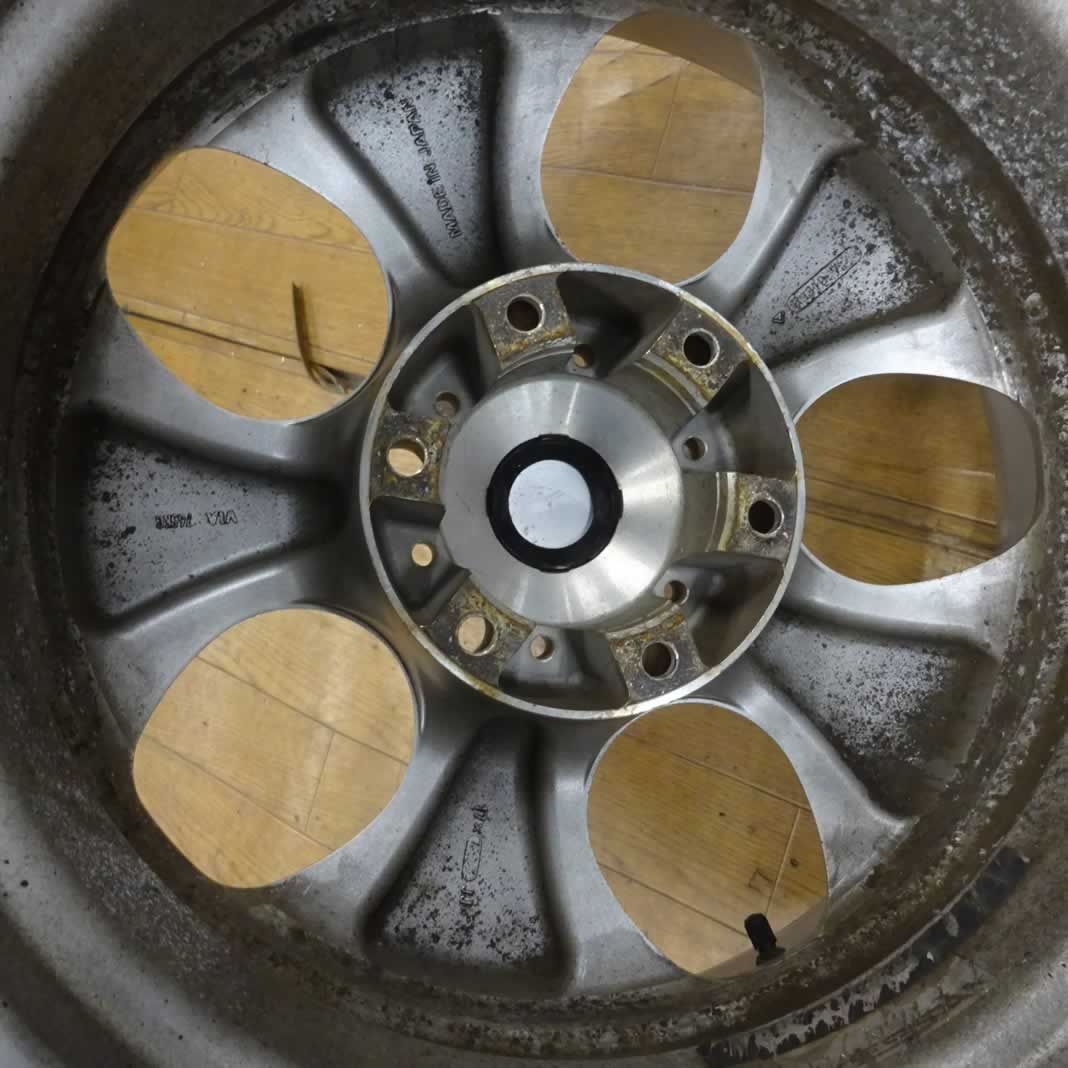 車 4本 会社宛 送料無料 17×7J 社外 デザイン アルミ 6穴 PCD