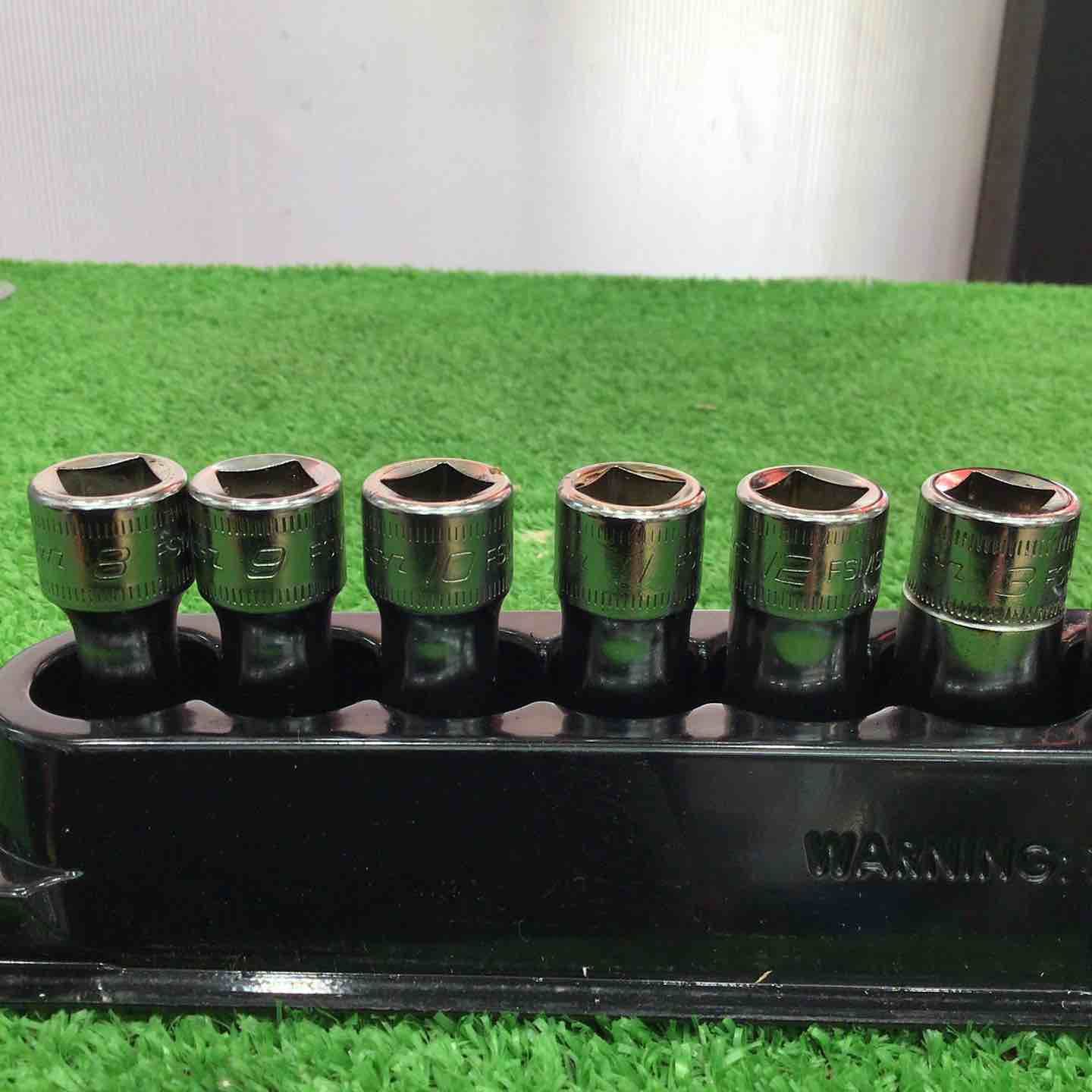 12-PIECE socket