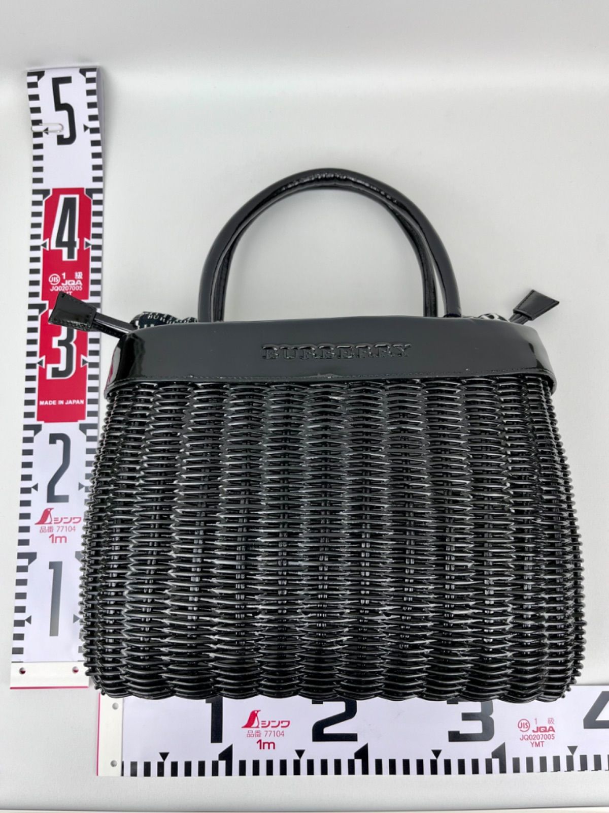 レア✨BURBERRY バーバリー かごバッグ ハンドバッグ ロゴ型押し 希少