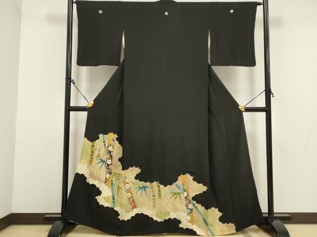 黒留袖　作家もの　雅道　金彩　螺鈿細工　金閣寺　花模様　着物　075a p 黒留袖 作家もの 雅道 金彩 螺鈿細工 金閣寺 花模様 着物 075a p