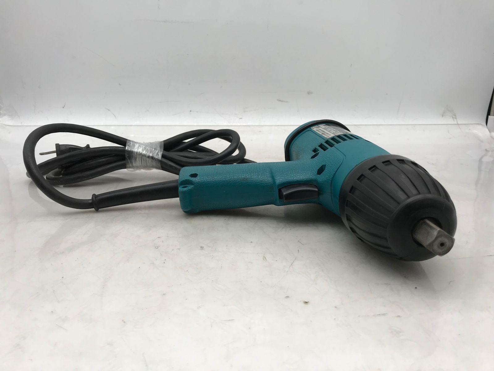 中古品】☆Makita/マキタ 4型インパクトレンチ 6904VH
