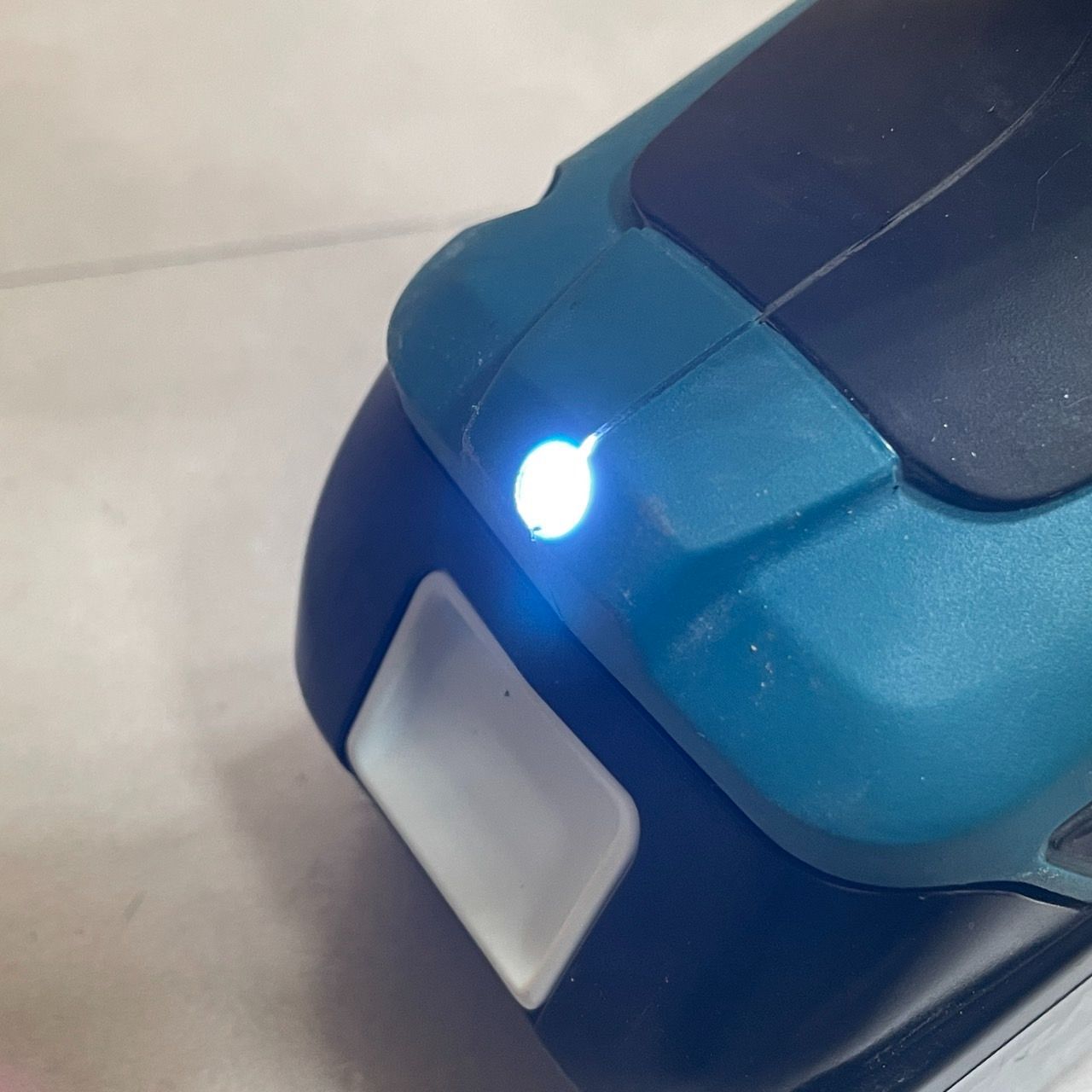 makita マキタ 充電式 ハンマドリル HR165DZK ケース バッテリー付き 電動工具 通電のみ 現状品 006242
