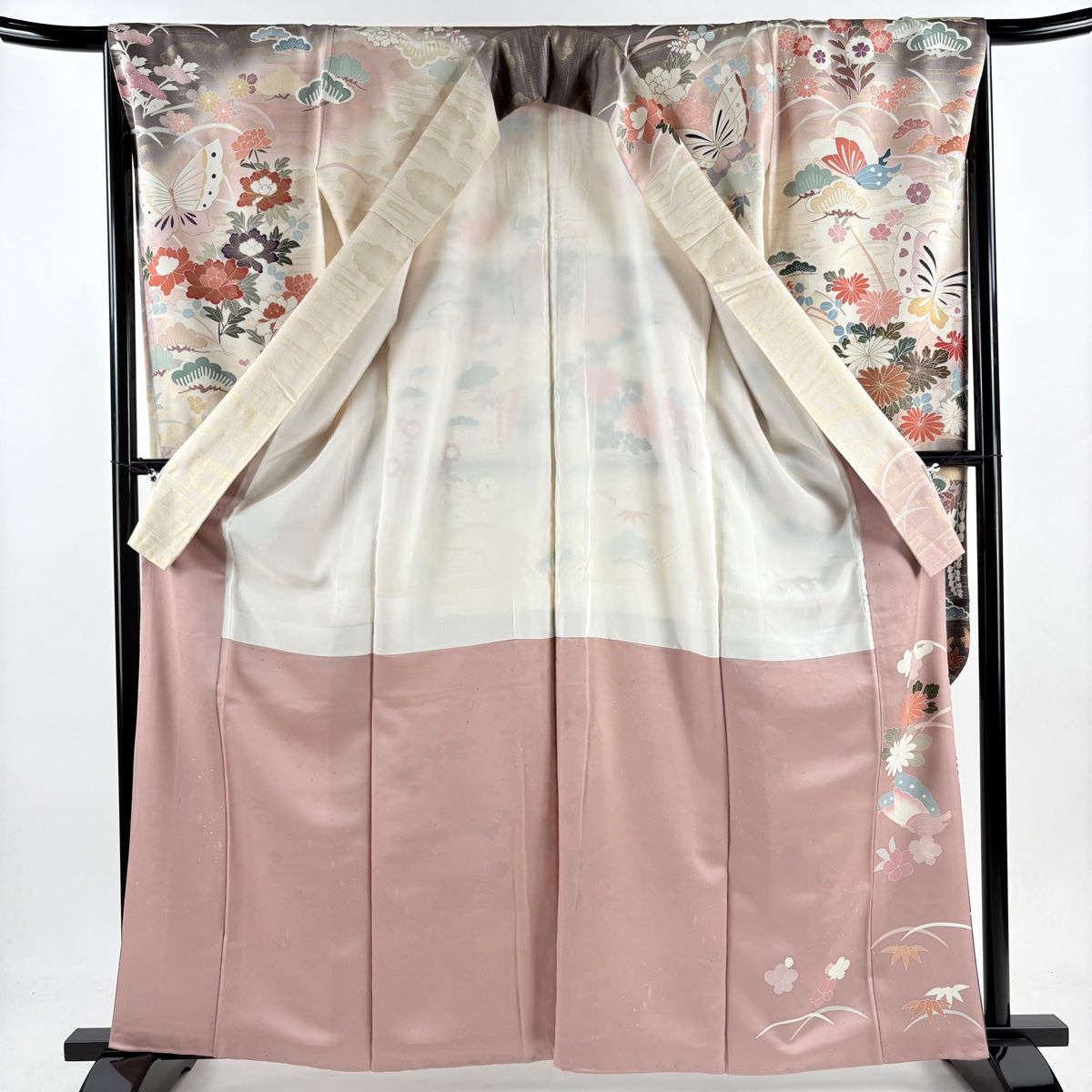 振袖 身丈164cm 裄丈66cm M 袷 蝶 菊 金糸 金彩 ピンク 正絹