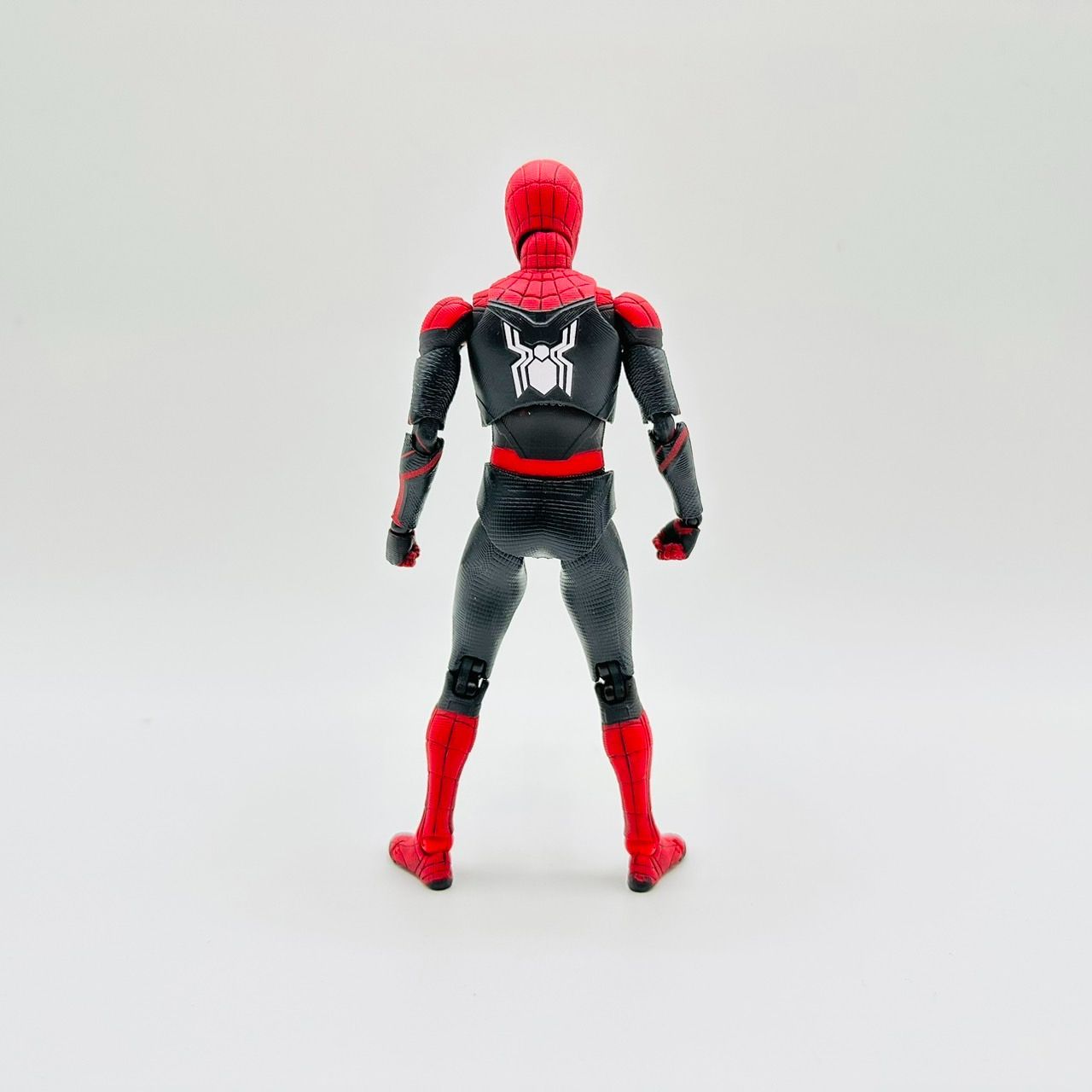 MAFEX 113 スパイダーマン アップグレードスーツ フィギュア / ファー