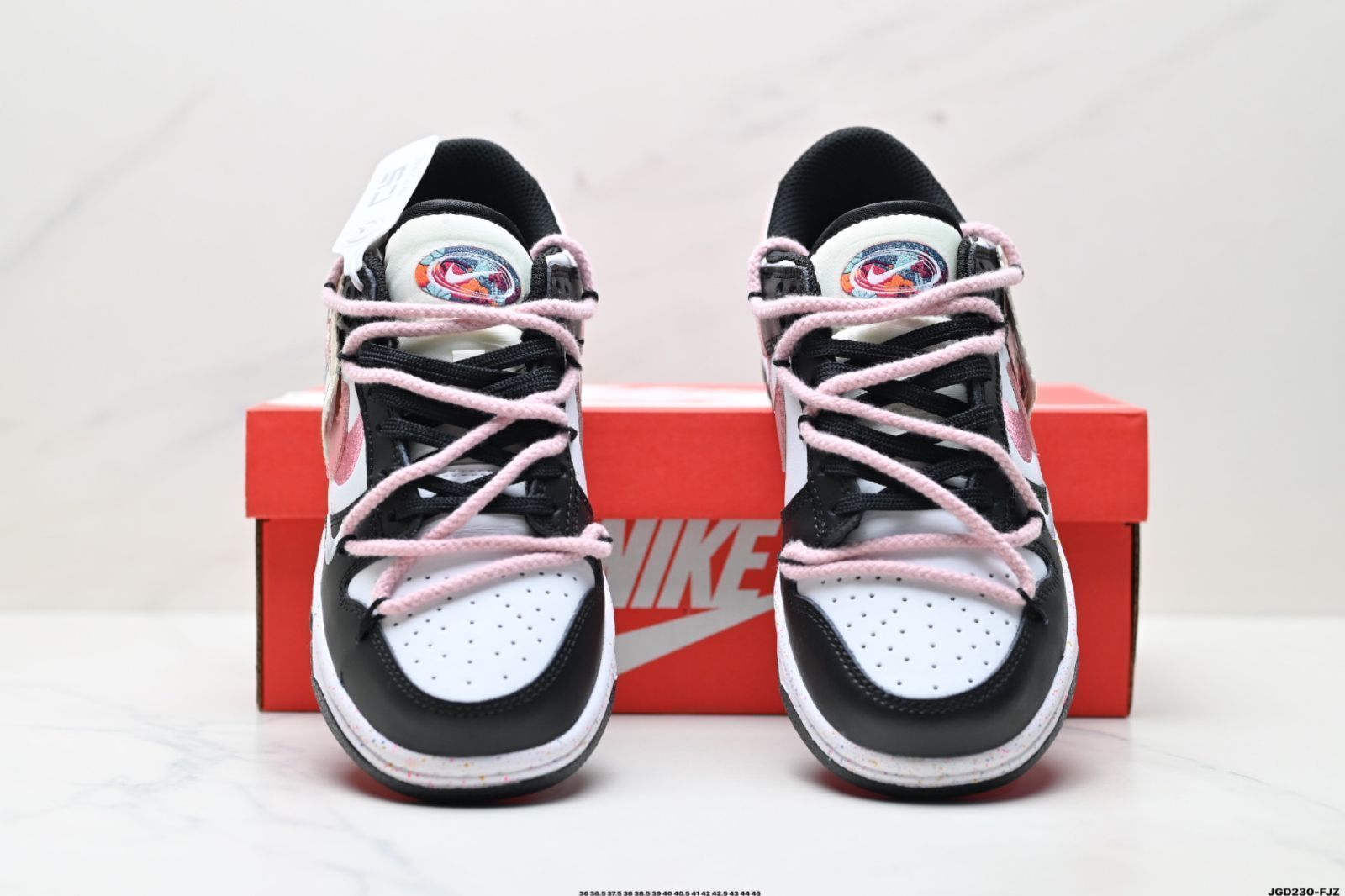 レトロロートップカジュアルスケートボードシューズ