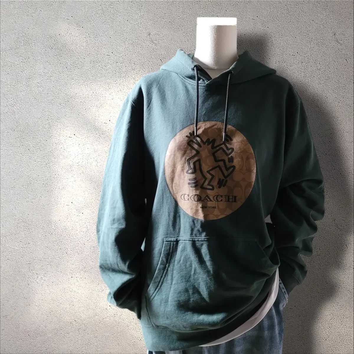 【雷市場（ポンジャン）商品韓国直送】 M COACH(コーチ) 緑 キース・ヘリング フード付きTシャツ
