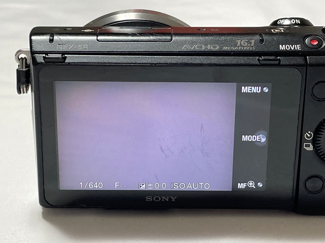 α NEX-5R