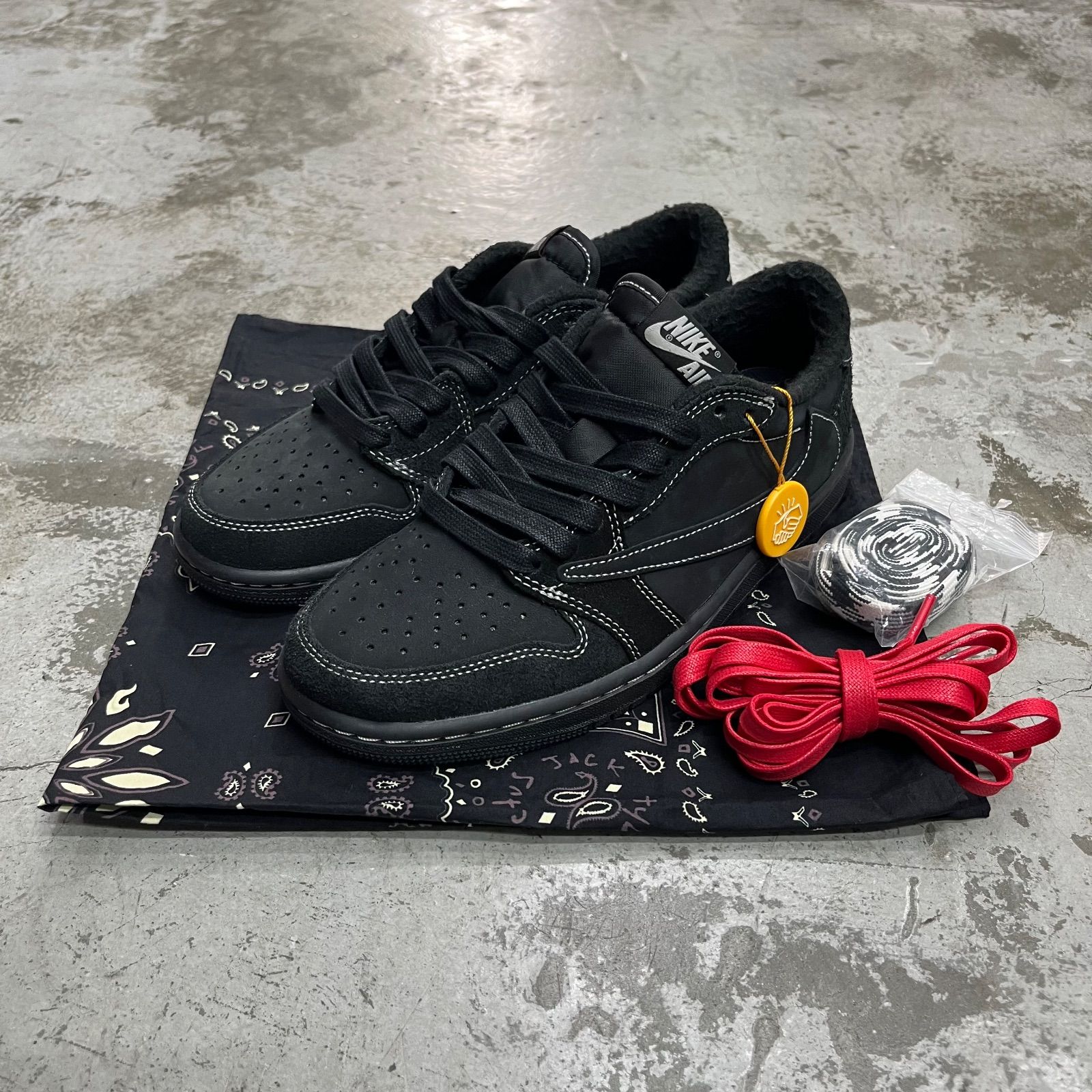 Travis Scott NIKE Air Jordan 1 Low OG SP Black Phantom エア 