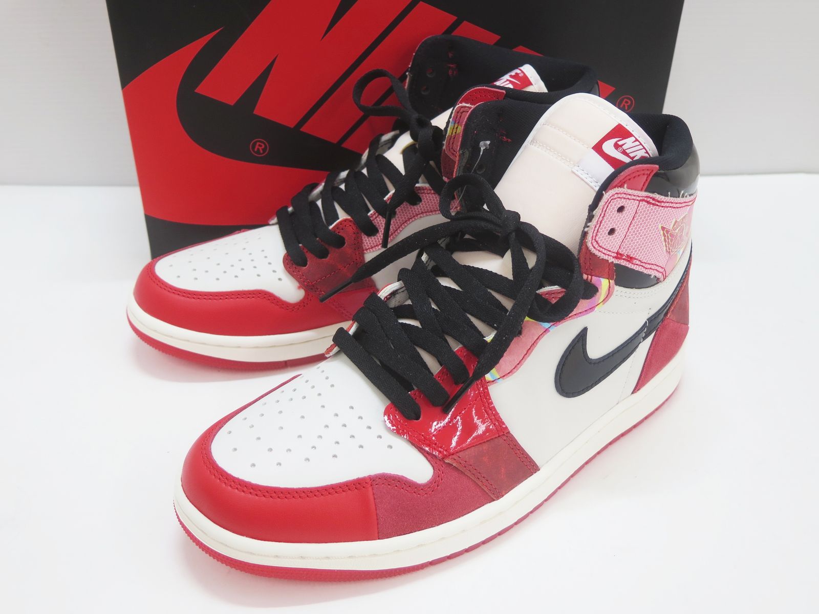 極上品 スパイダーマン×NIKE スニーカー NIKE 美品 ナイキ ×スパイダーマン Air Jordan 1 High OG SP