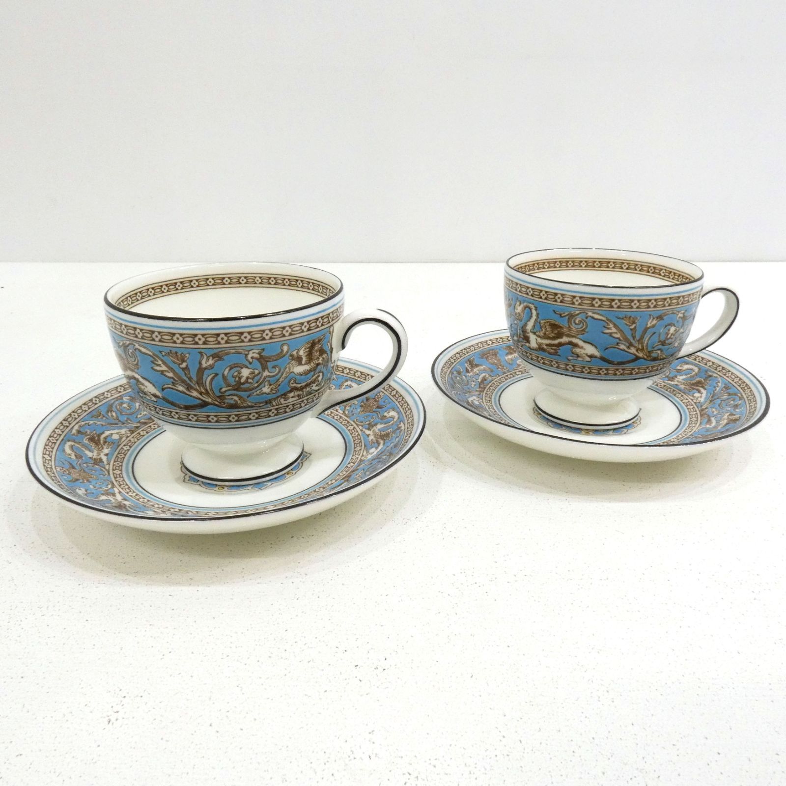 小牧店 WEDGWOOD ウェッジウッド フロレンティーン ターコイズ カップ＆ソーサー 2客セット I426-2323