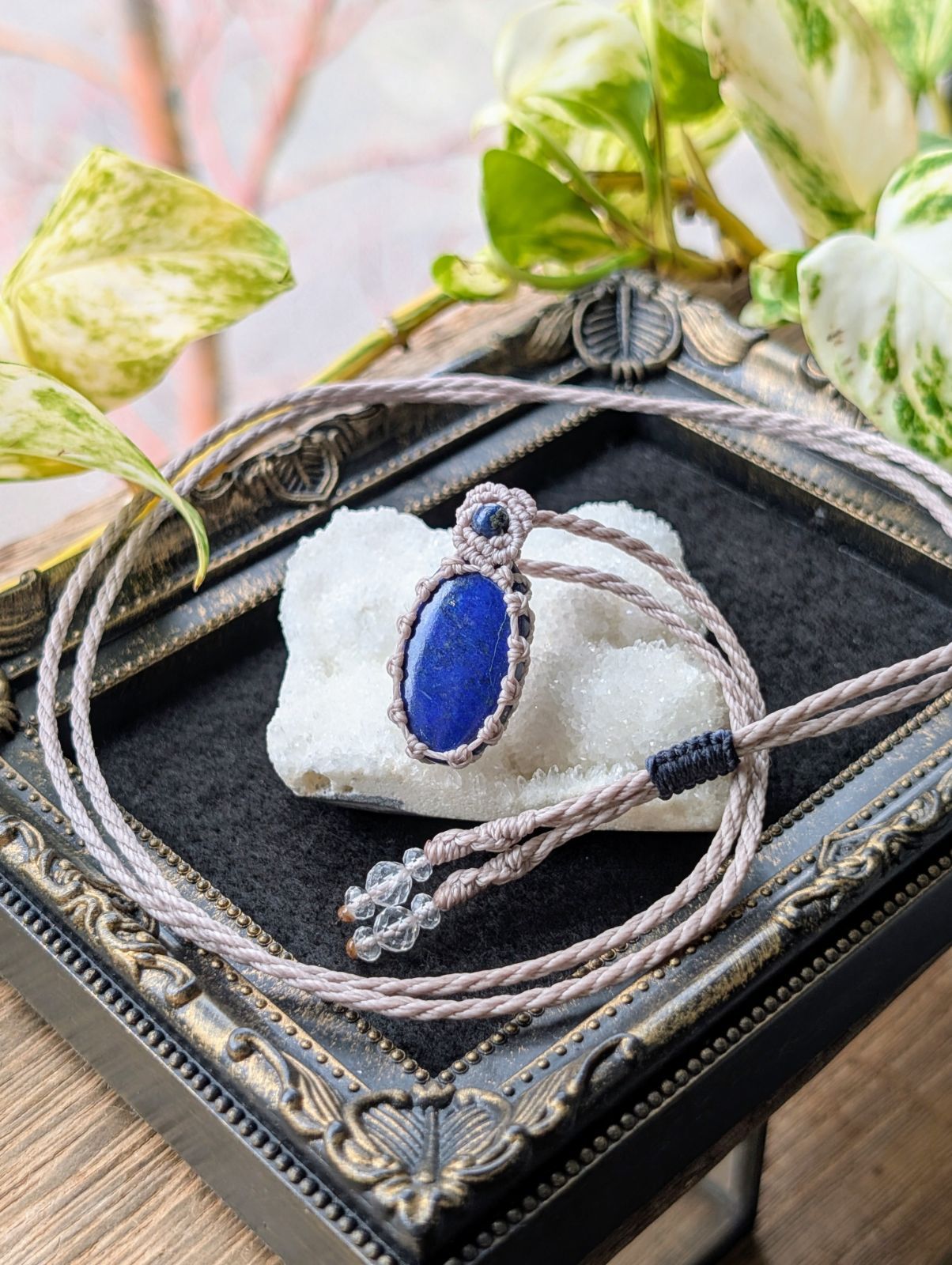 マクラメハンドメイドネックレス