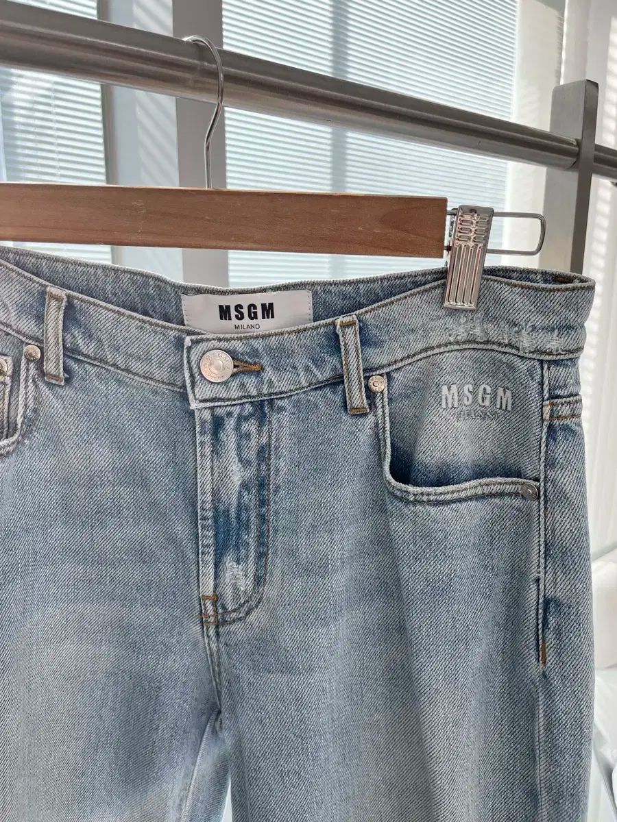 MSGM ダメージ ライトブルー パンツ - メルカリ