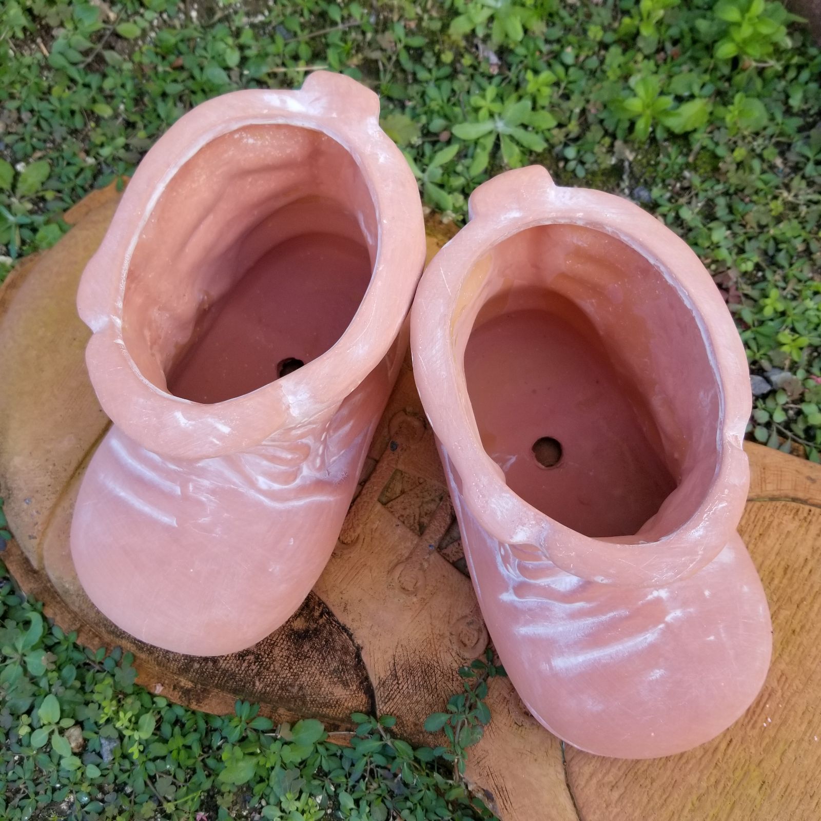 可愛くてカッコイイ テラコッタ ブーツ 鉢【2つセット】⁎。❀ * (´﹀｀) 可愛くてカッコイイ テラコッタ ブーツ 鉢【2つセット