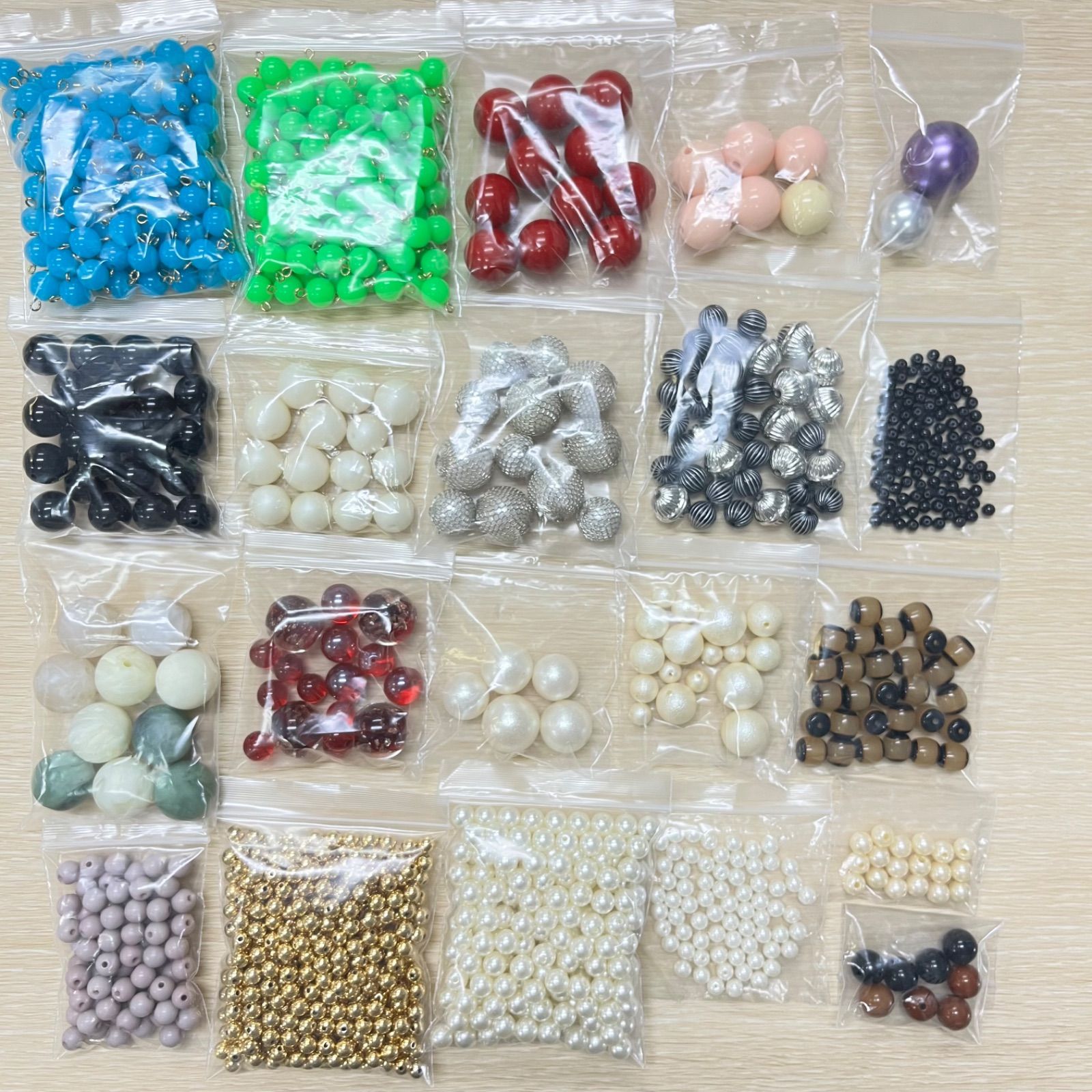ハンドメイド 丸 パーツ ビーズ 詰め合わせ セット - メルカリ