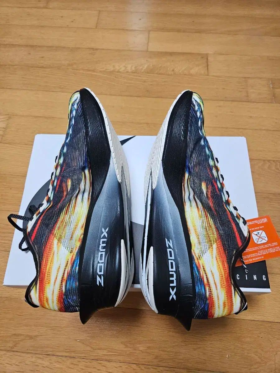 NIKE ナイキ ヴェイパーフライ 4 270 サイズ