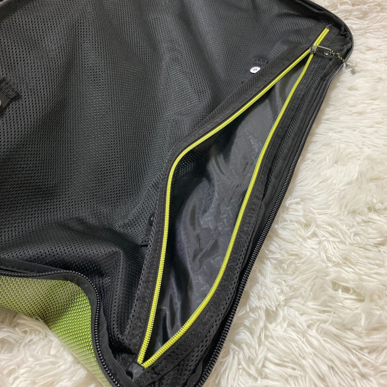 キャリーバッグ