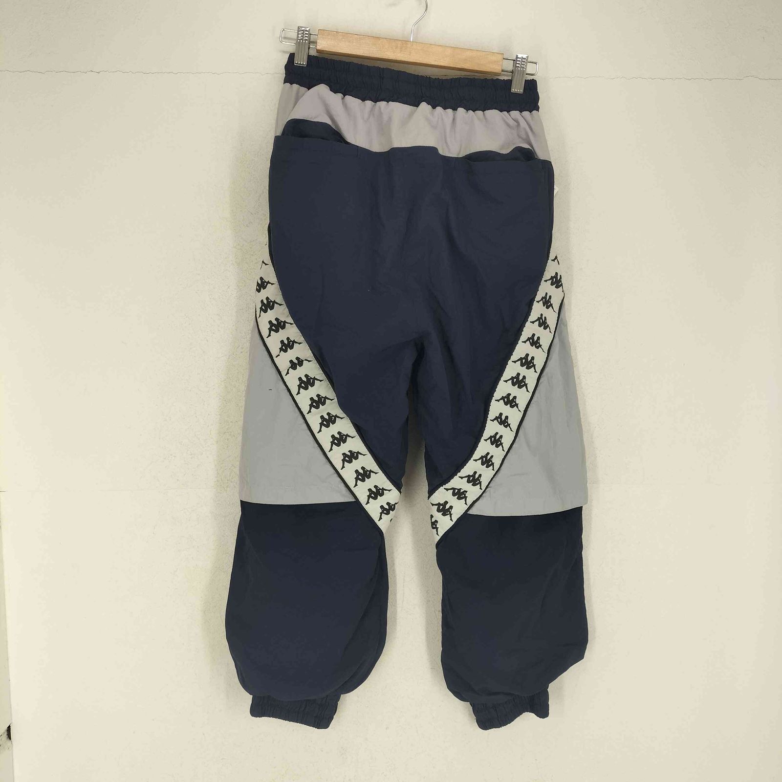 kappa出品です。 Kappa カッパ 222 BANDAニットジャケット ジャージ トラック