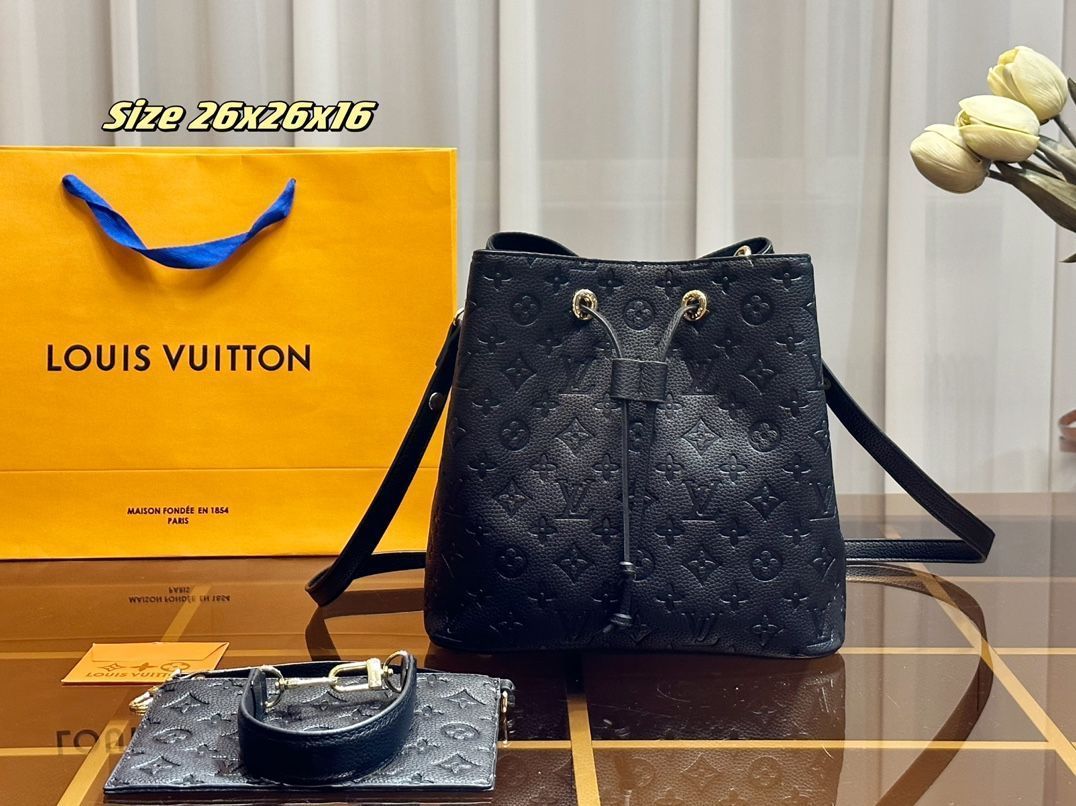 LOUIS VUITTON ルイヴィトン ショルダーバッグ 財布  3点セット