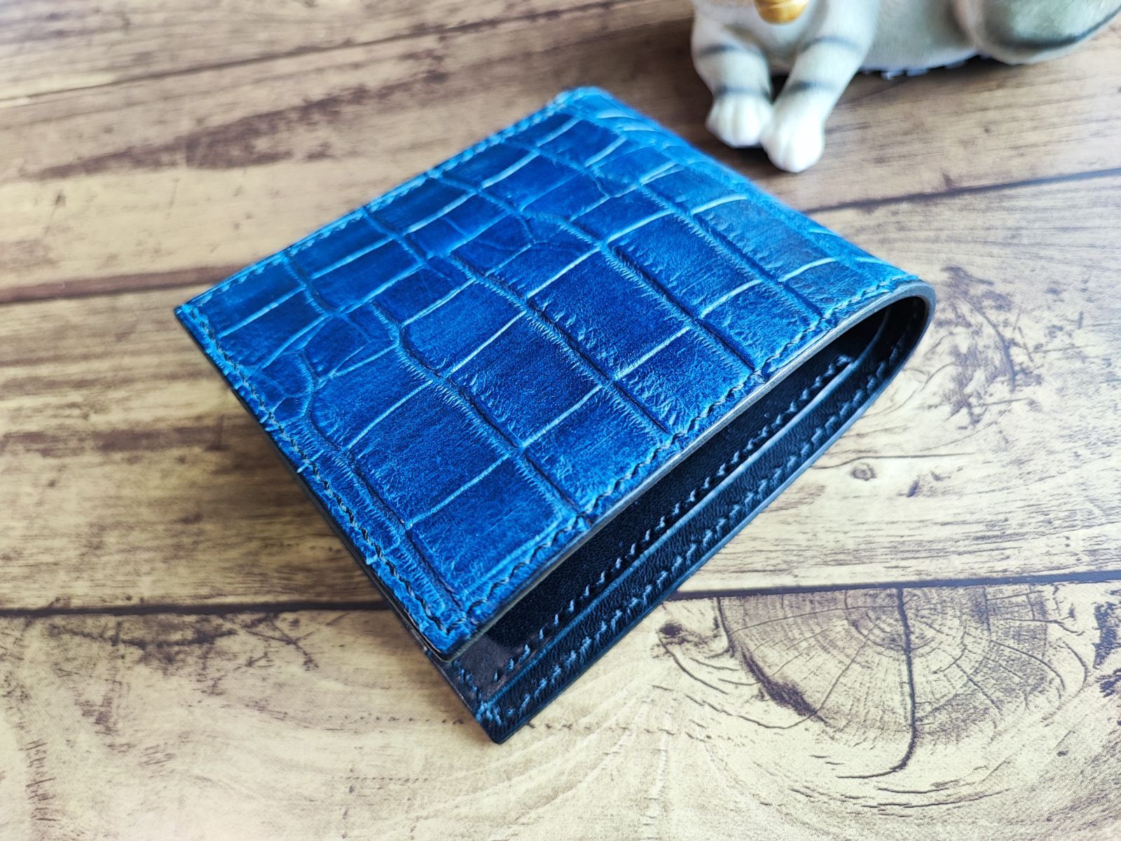 牛革クロコ型押し】二つ折り財布【栃木レザー】