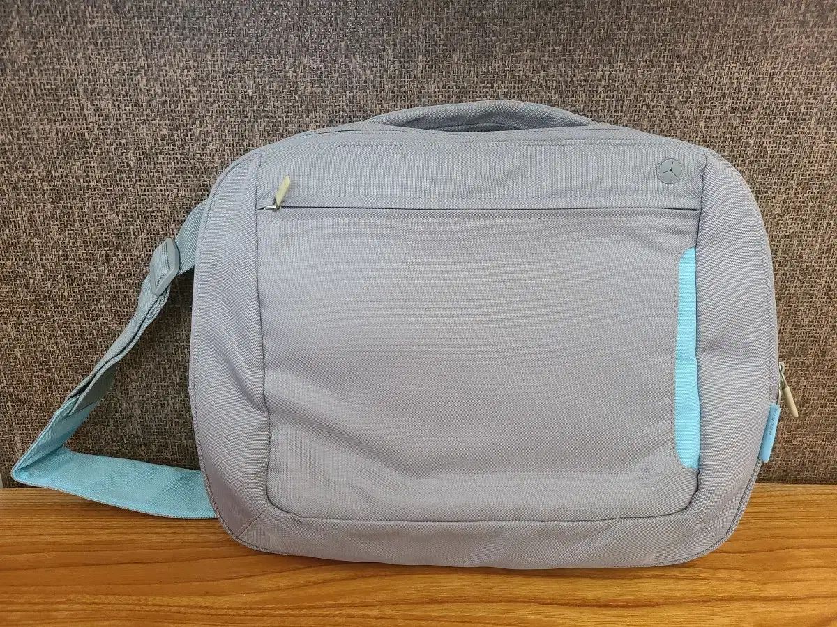 超激得，高品質 (ノートパソコン) バッグ Belkin(ベルキン) その他ノートPCアクセサリー