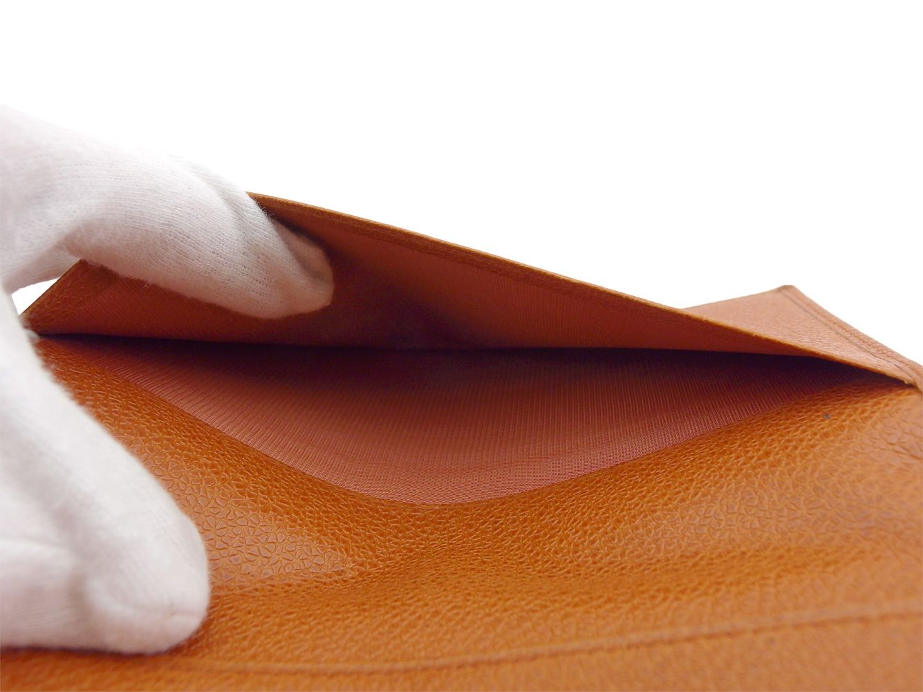 ライトブラウン