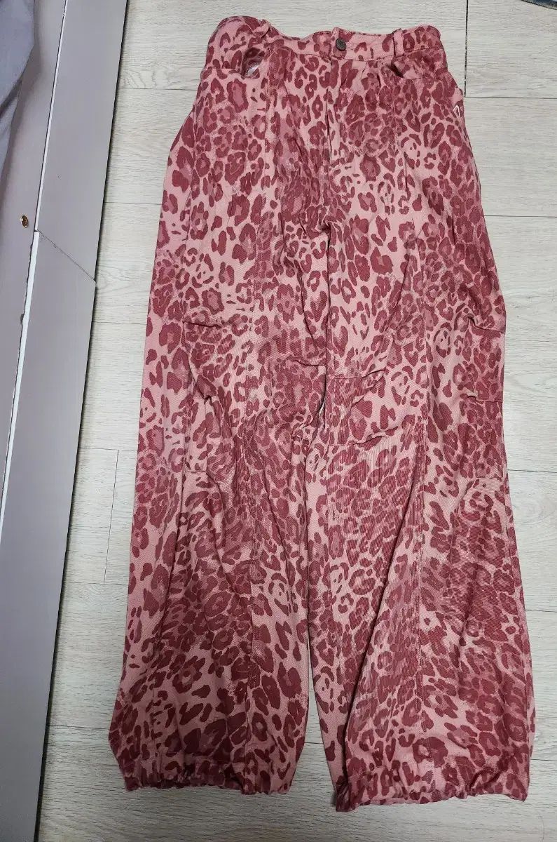 【新品未使用】タグ付き　LOHEN DRAWCORD CHINO PANTS38 Luxe Blend Chino Pants - Bobby Jones