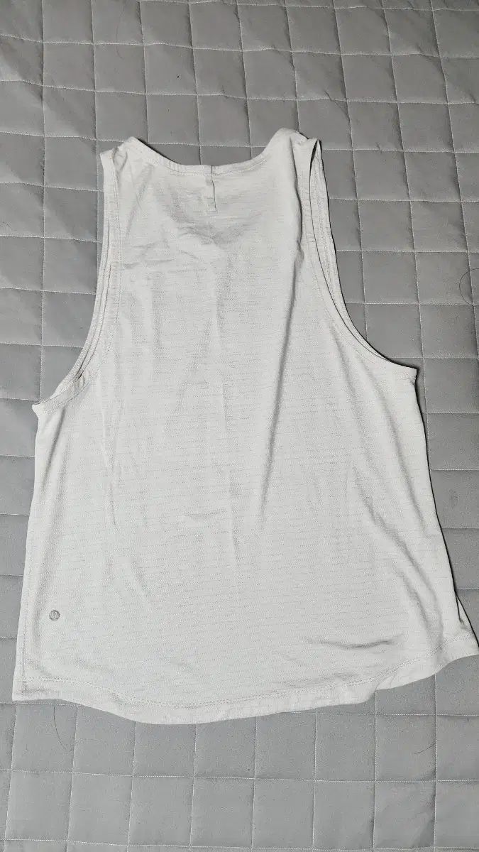 lululemon ライセンス トゥ トレイン タンク xl 白