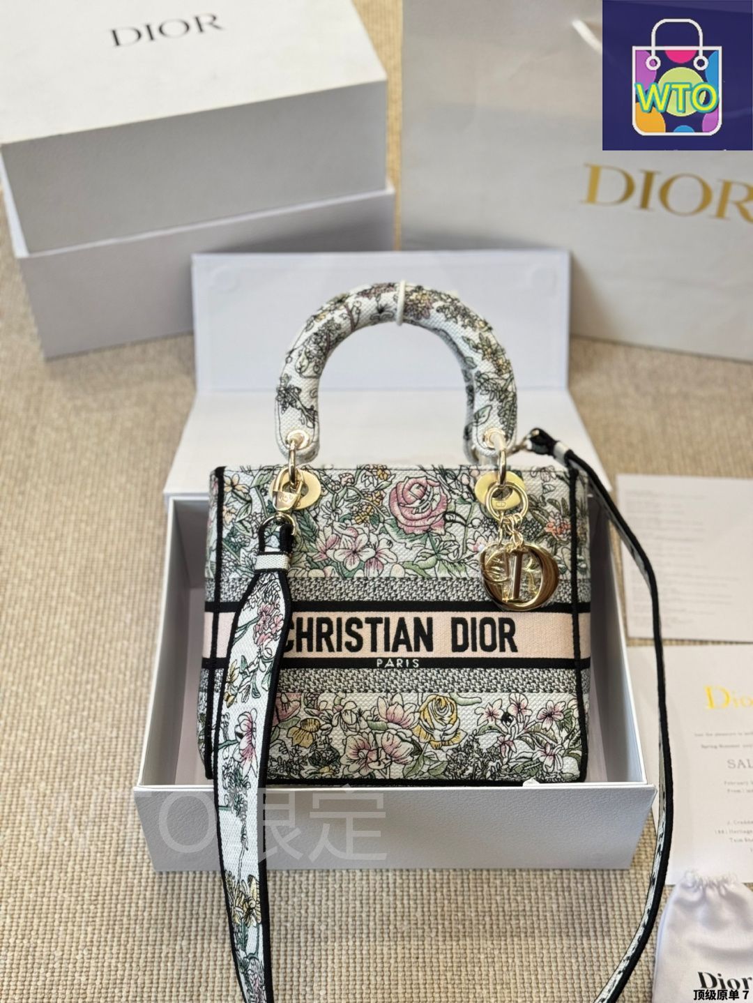 美品・ヴィンテージ【DIOR】LADYD-LITE中サイズ刺繍トートバッグ $_12.JPG?set_id=880000500F