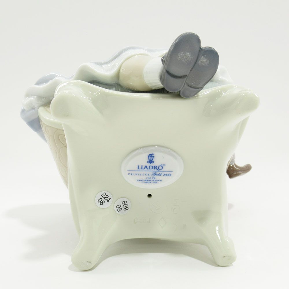 リヤドロ フィギュリン 「アリス・イン・ワンダーランド」 フィギュ